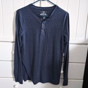 Long sleeve henley